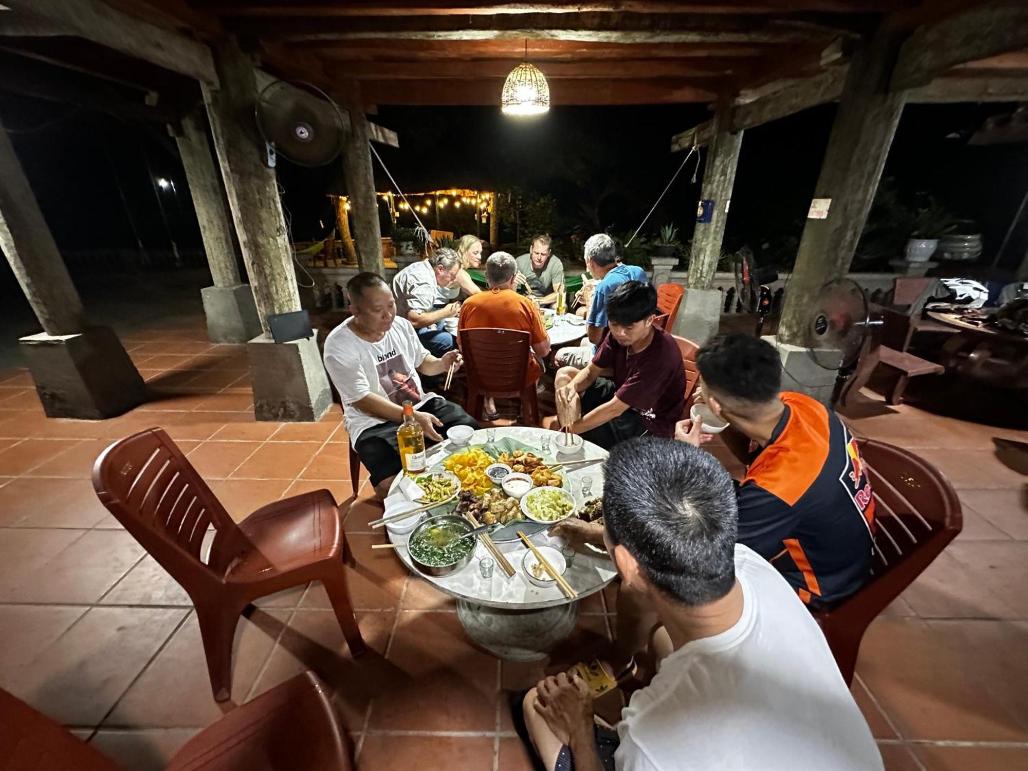 Vulinh Family -Homestay Yen Binh Exterior photo